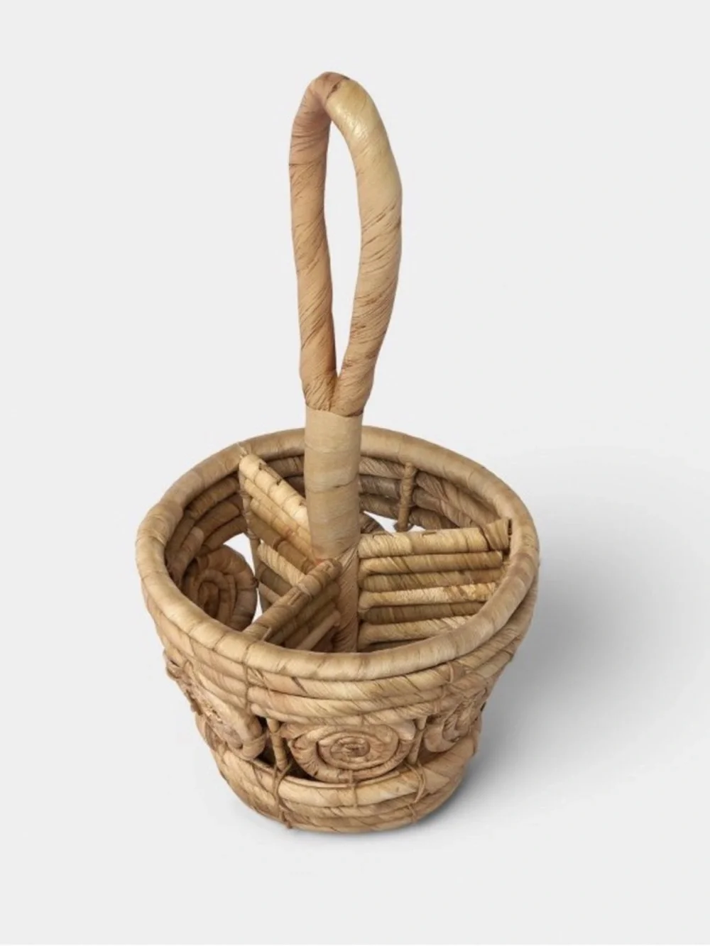 Threshold woven utensil